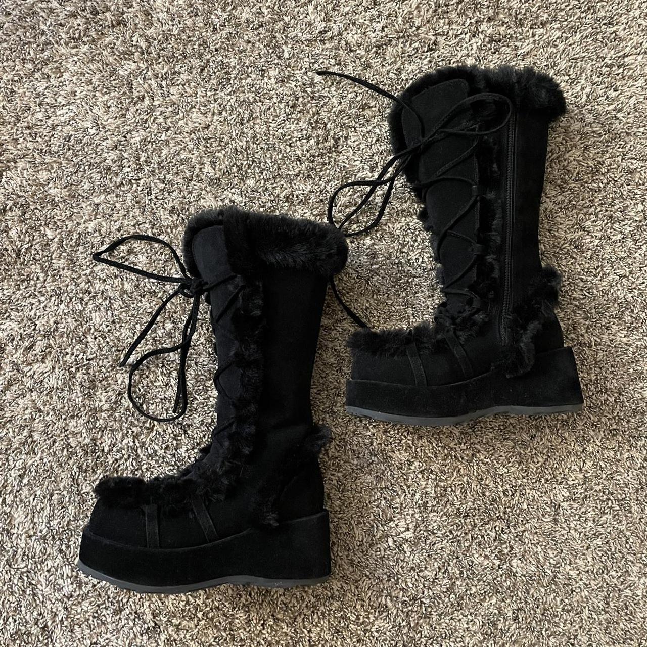 demonia cubby 311 tan