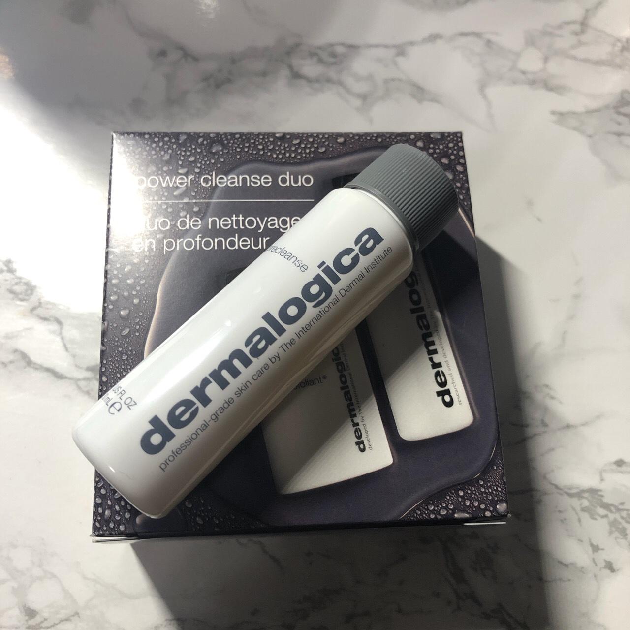 item listed by kimberlytjantra