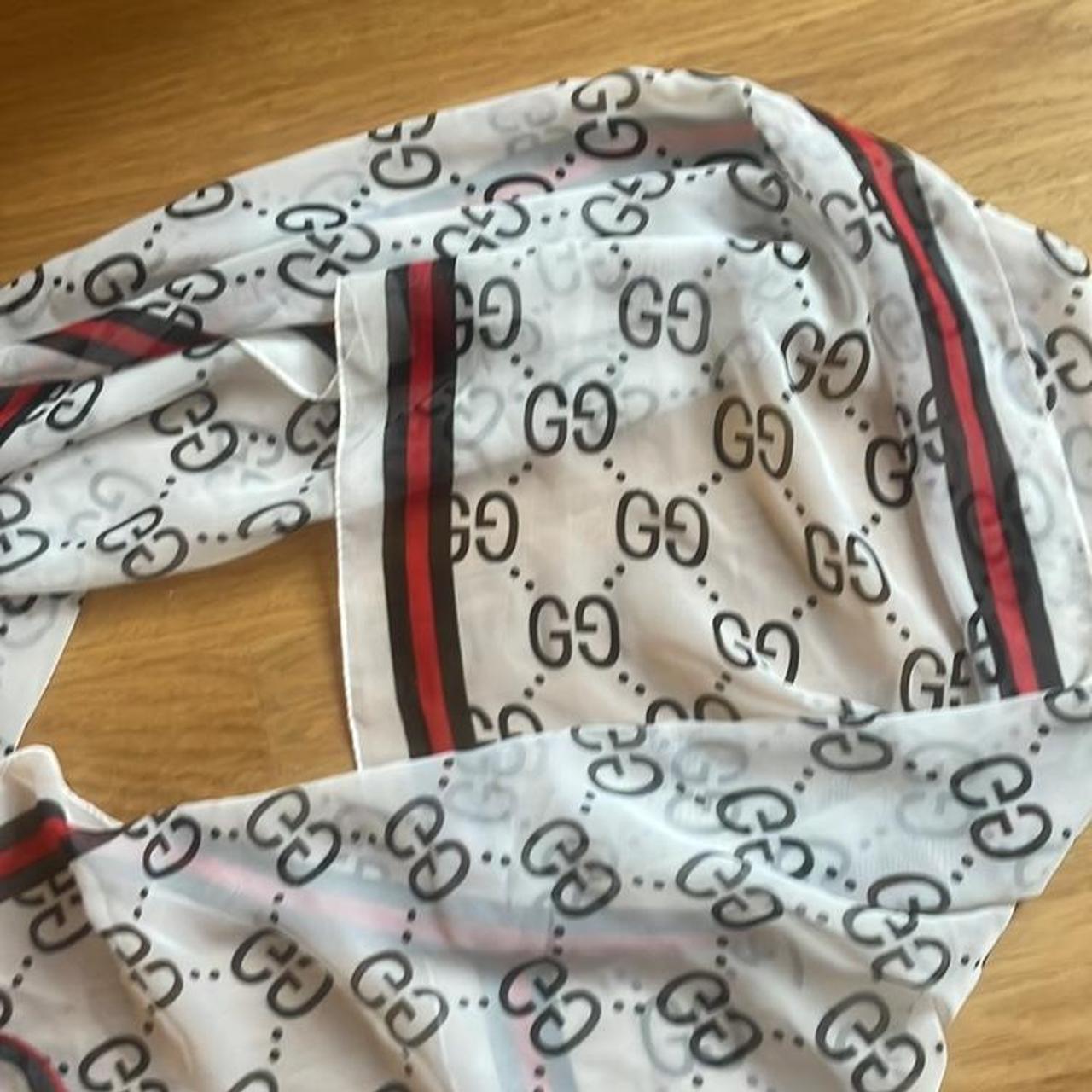 Gucci Women's Scarfwraps Depop