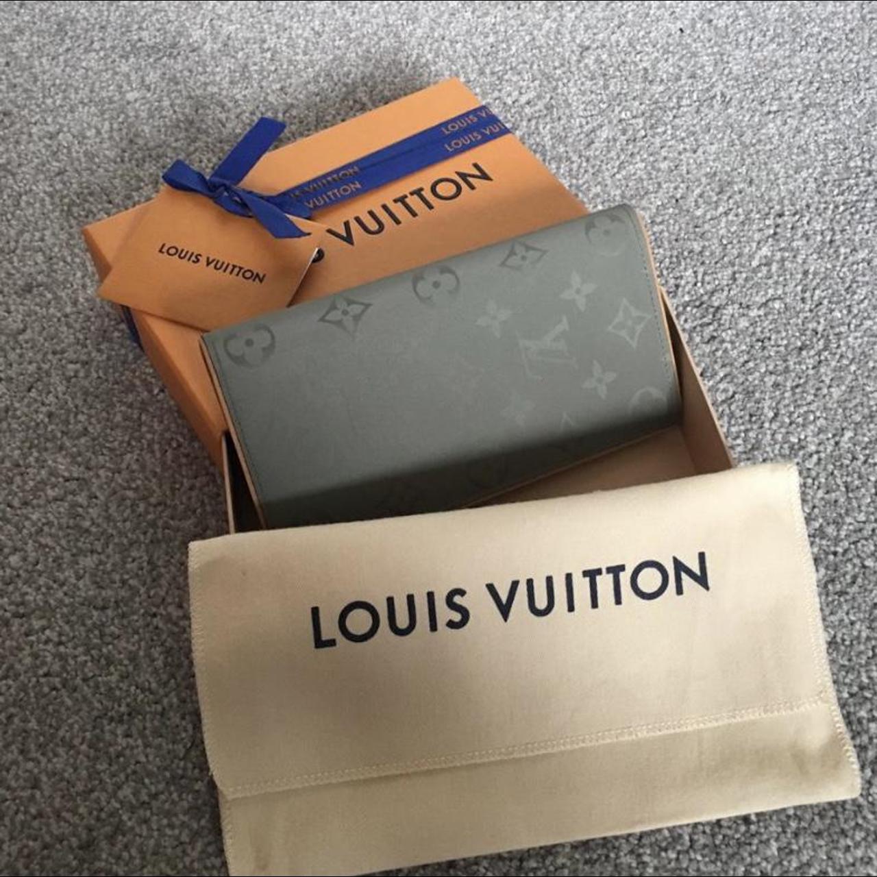 Louis Vuitton Brazza Wallet Monogram Grey in