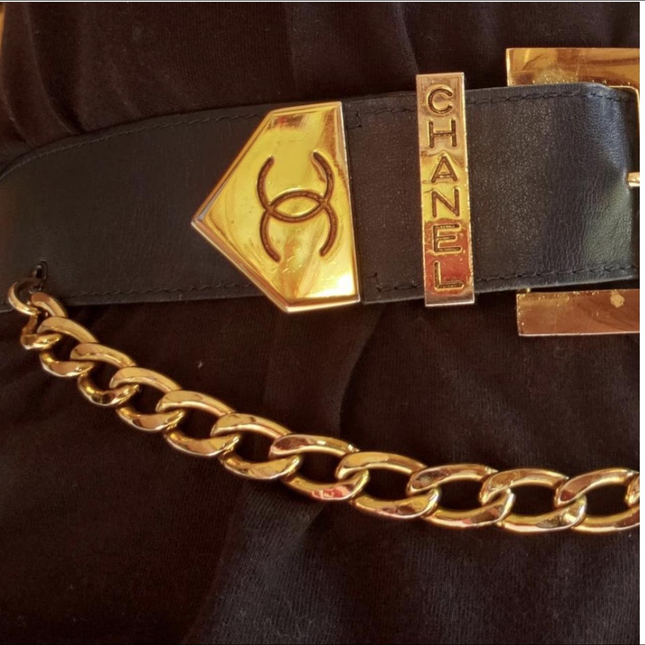 Vintage CHANEL brown leather chain belt with golden hanging square