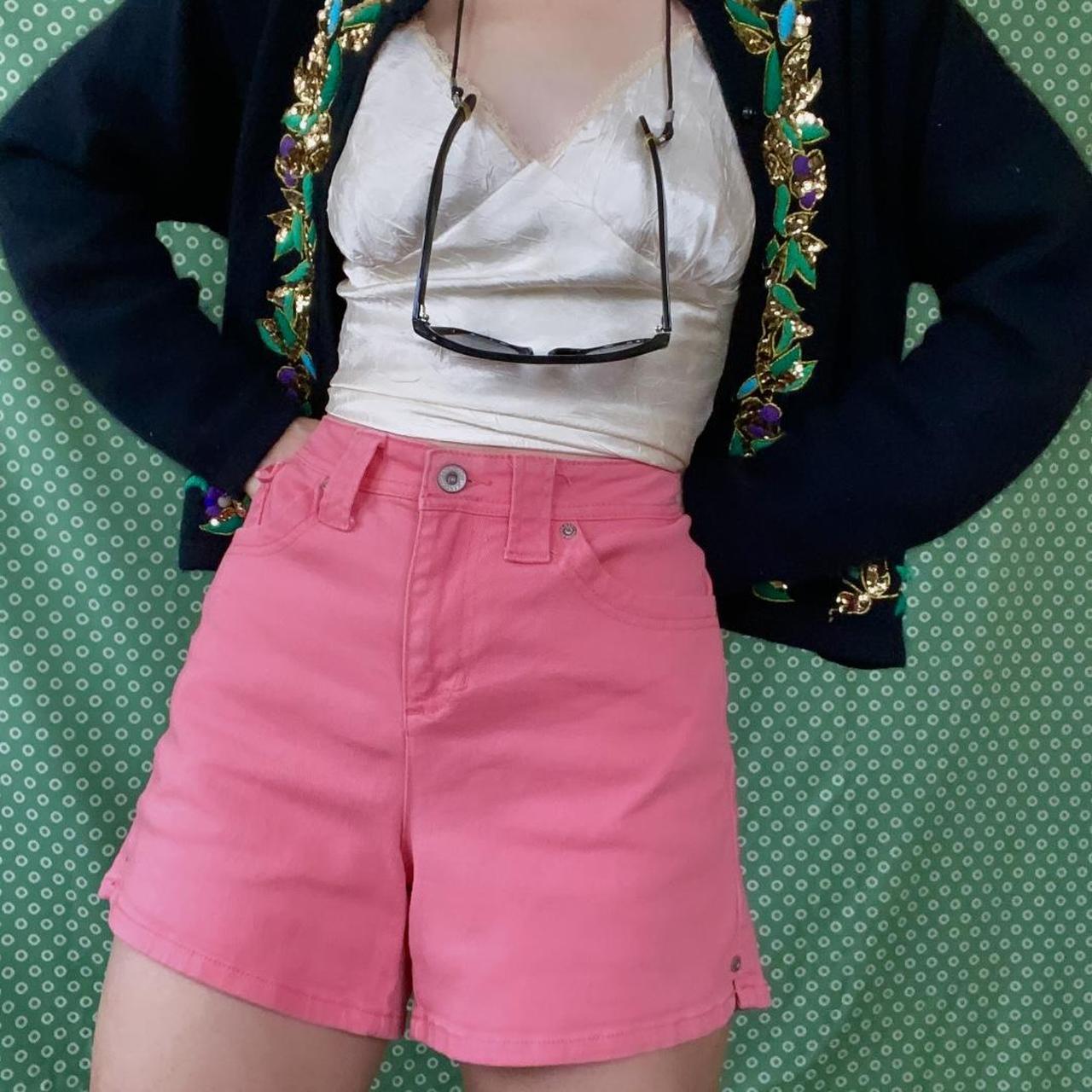 Adorable bubble gum pink vintage shorts. So bright... Depop