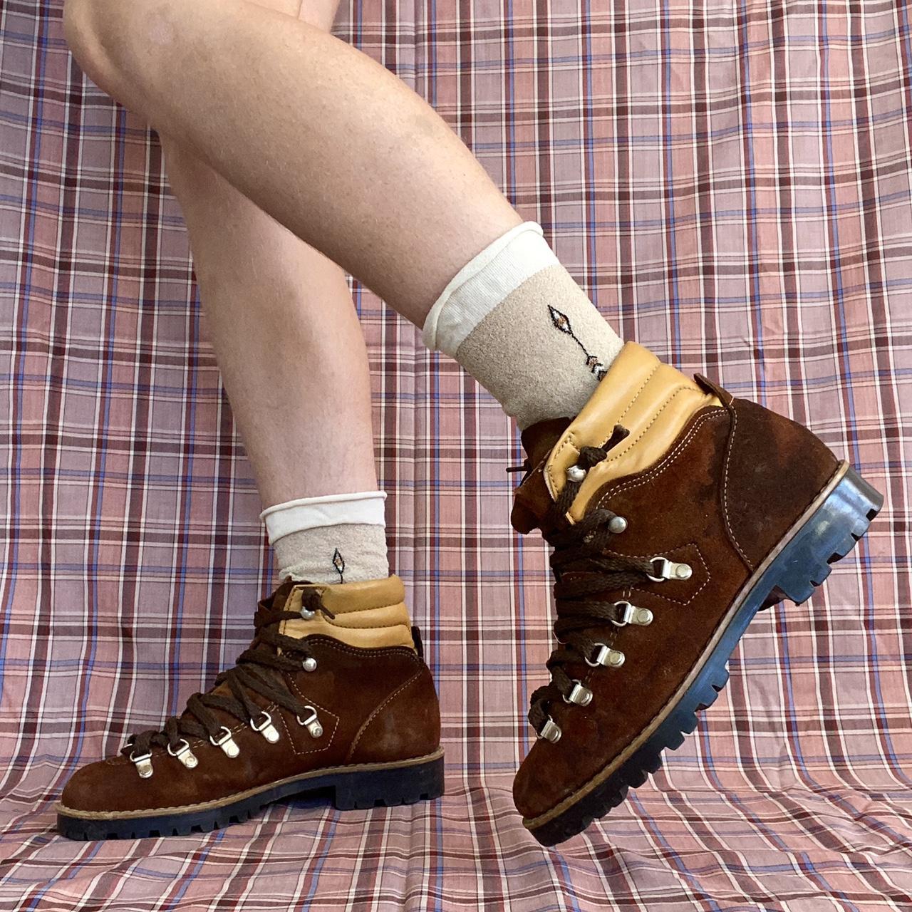 classic hiking boots women's