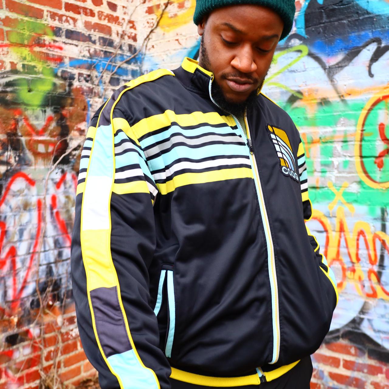 Coogi Men s Jacket Black Yellow XXL