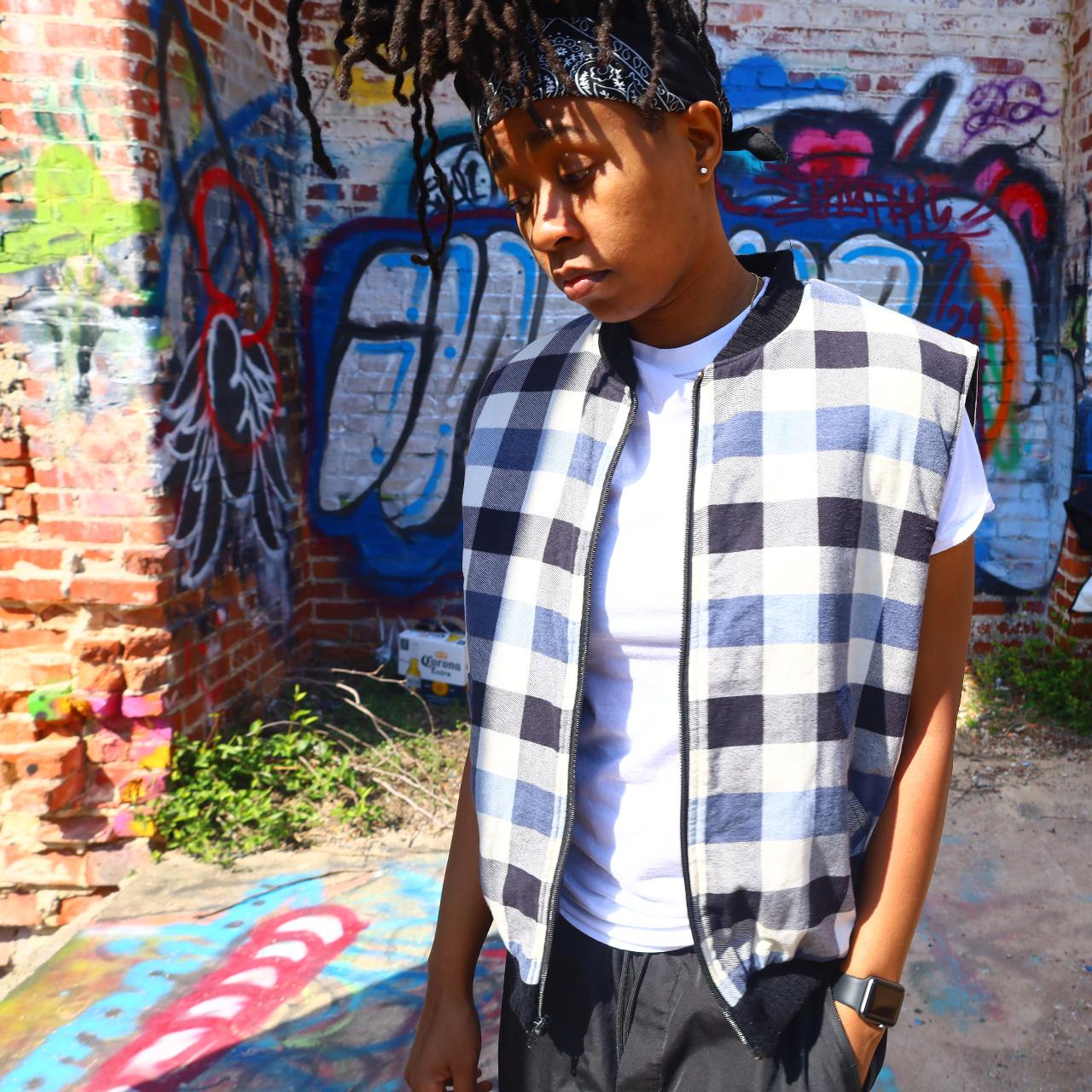 Dickies Men's White and Blue Vest Depop