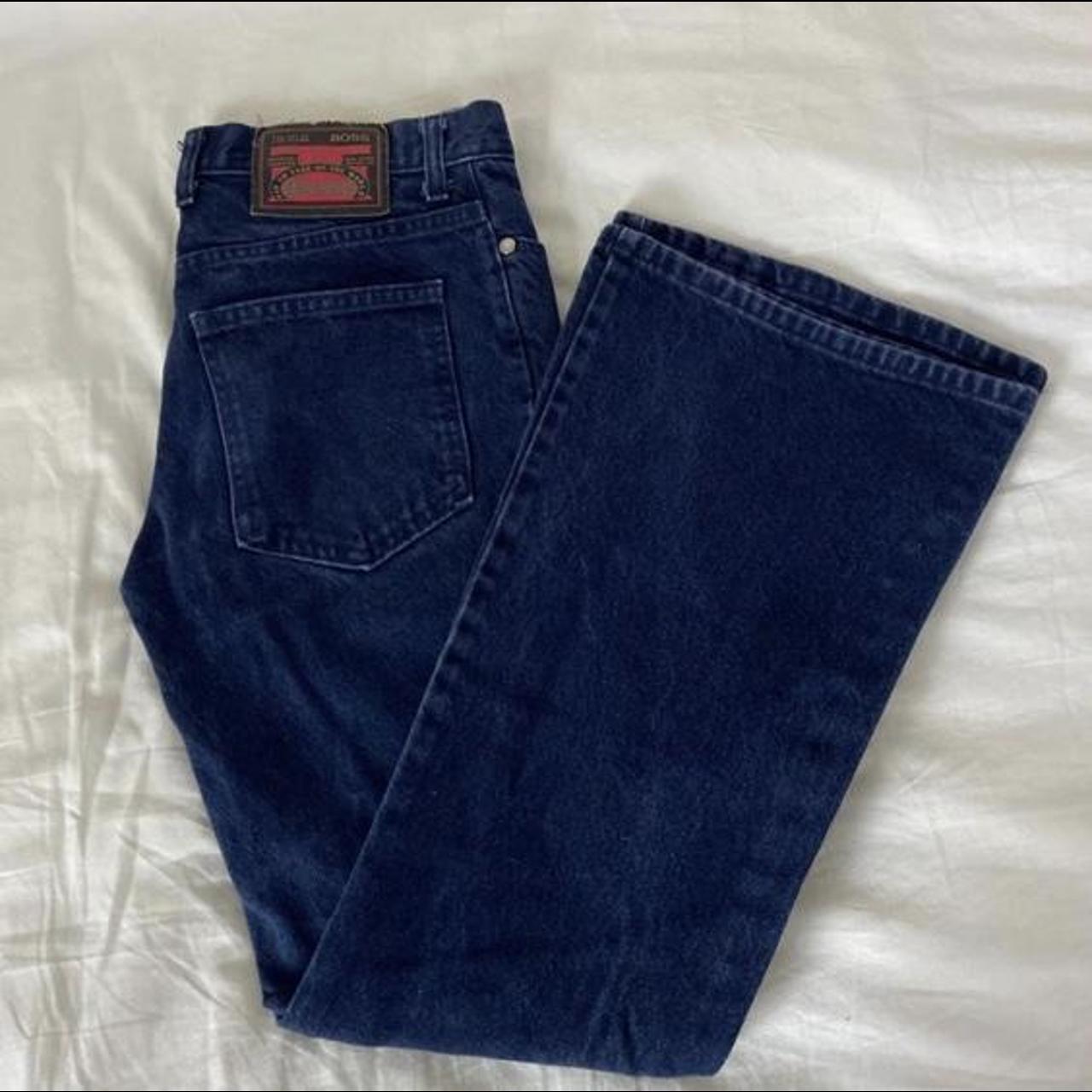 THE CUTEST Hugo Boss low-rise jeans !!! I seriously... - Depop