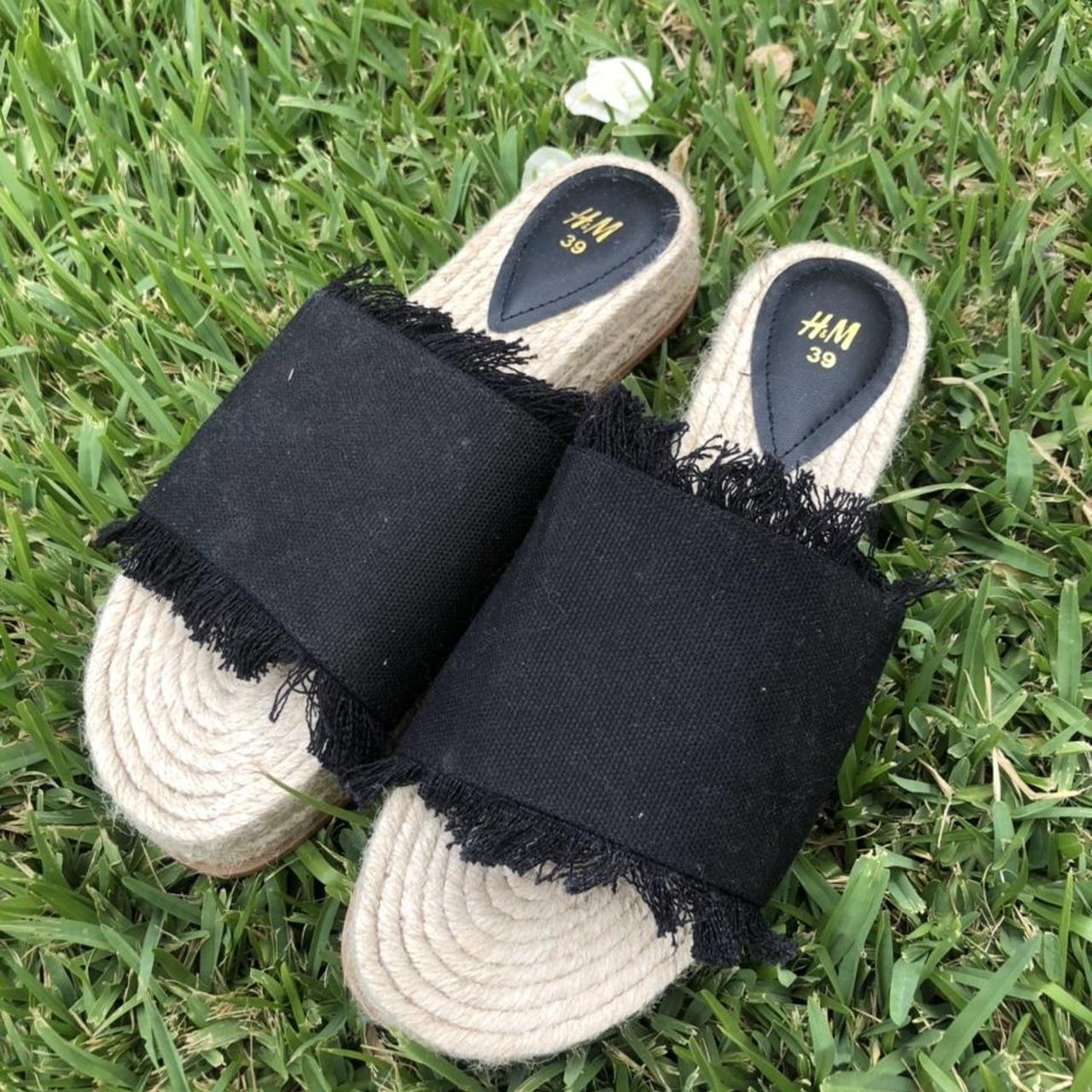 Hm on sale black sandals