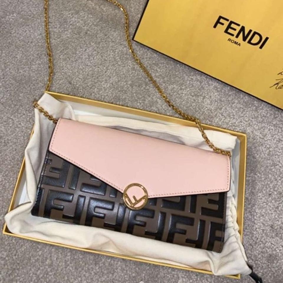 Wallets & purses Fendi - Continental On Chain wallet in white -  8M0365AAJDF0QVL