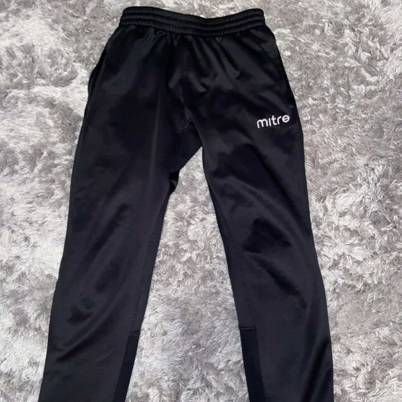 Mitre sports bottoms pants Black Men s Small