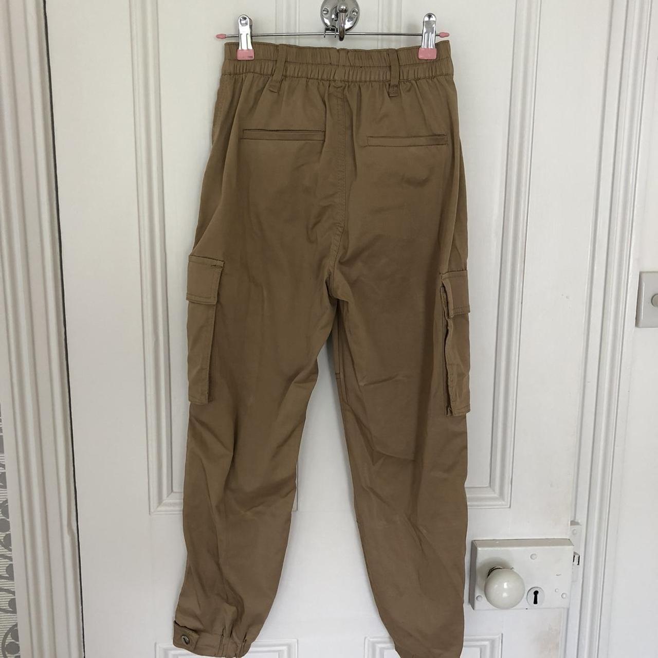 bershka cargos