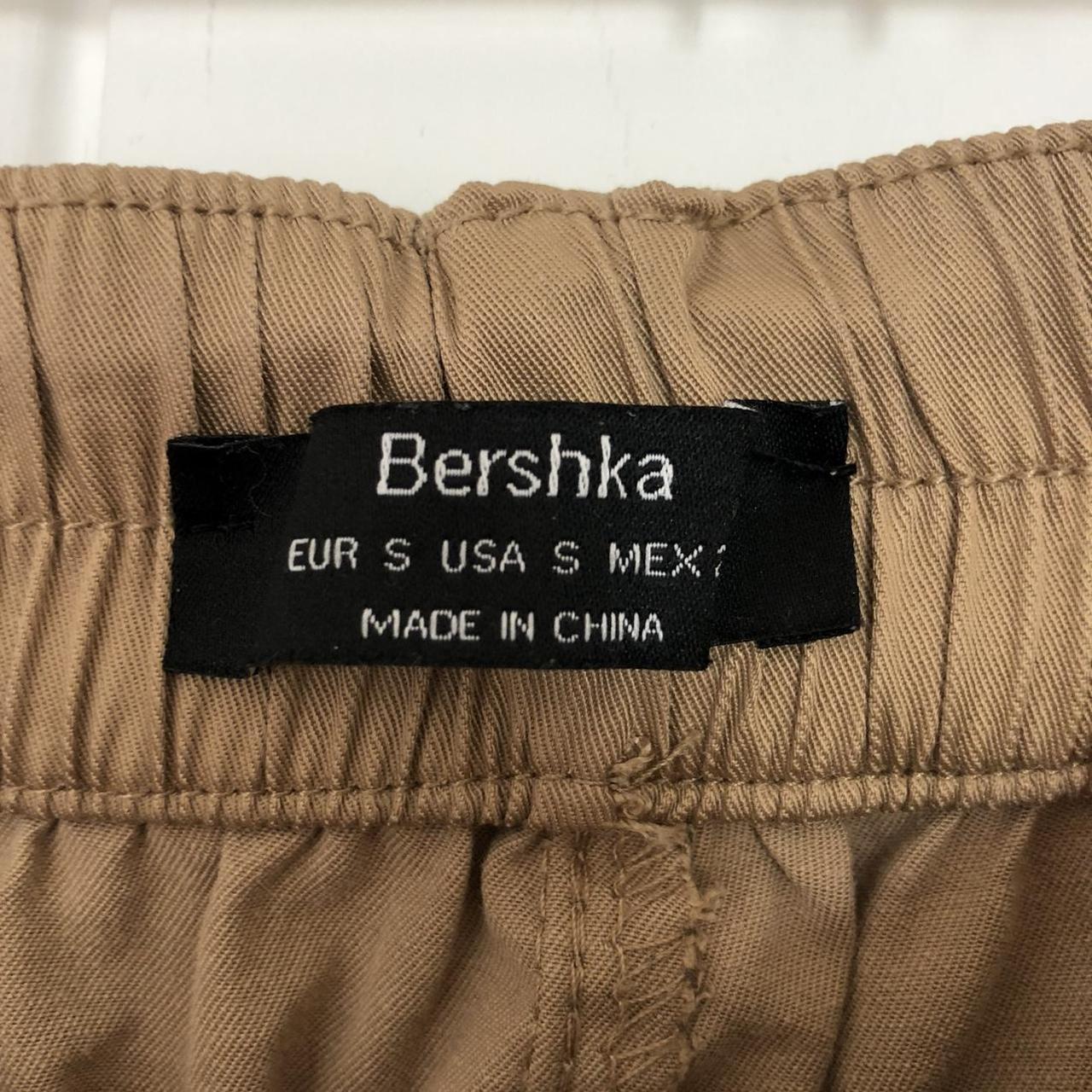 bershka cargos