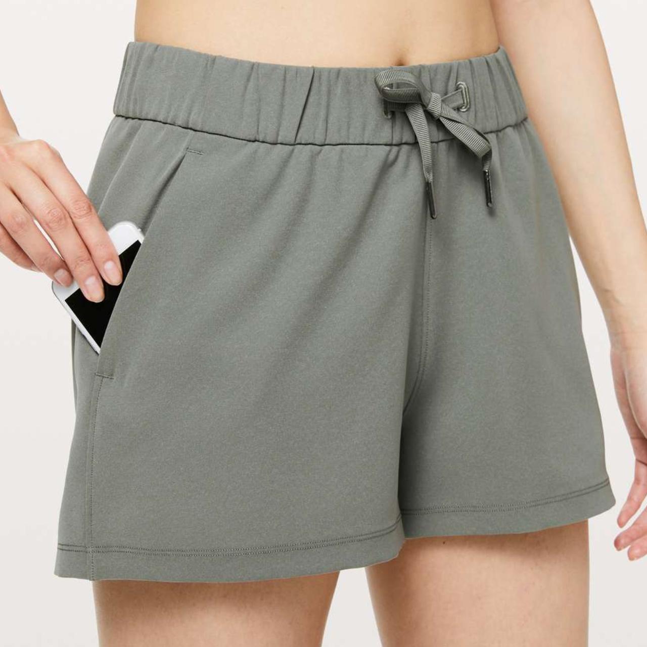 On the fly shorts lululemon best sale