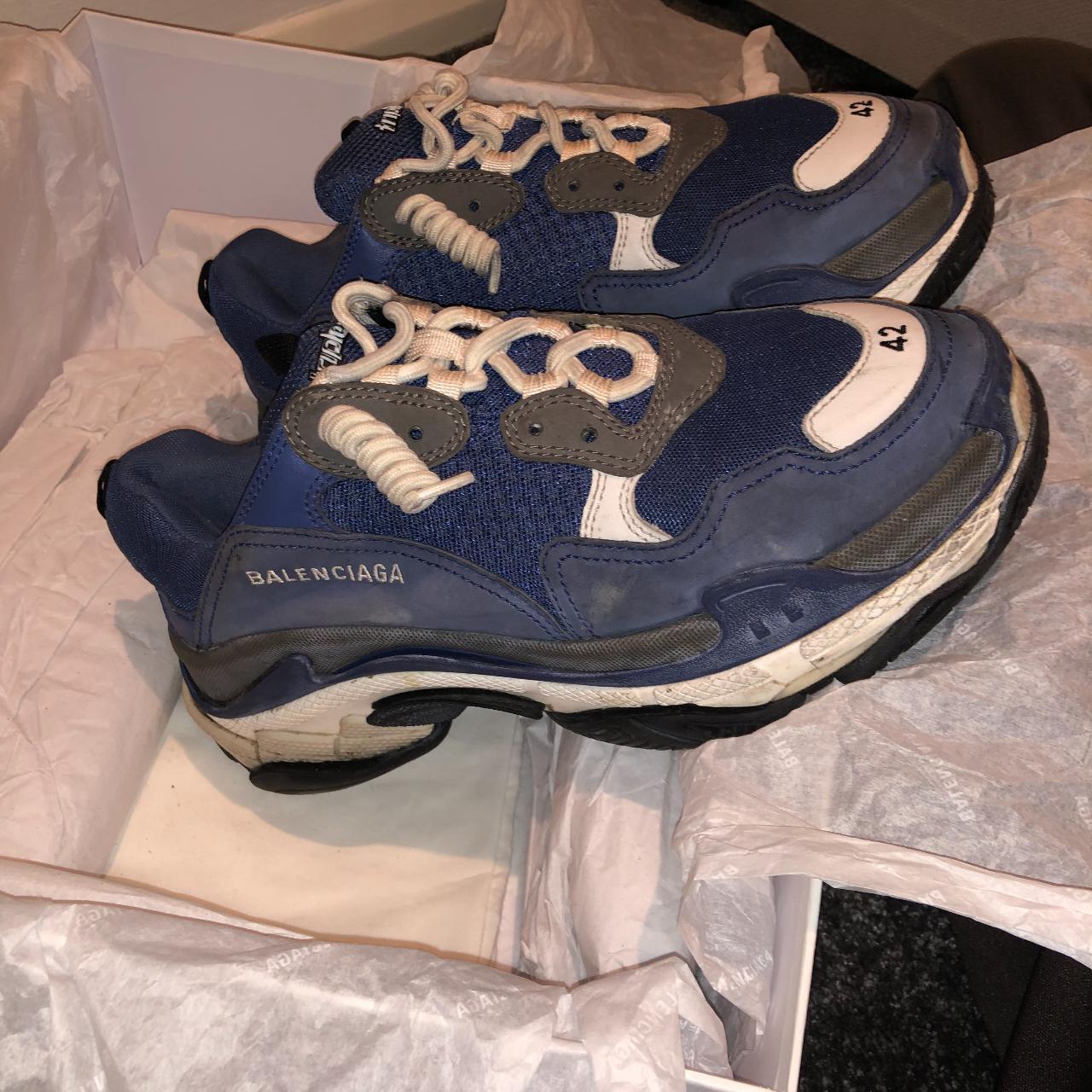 Balenciaga navy hot sale triple s