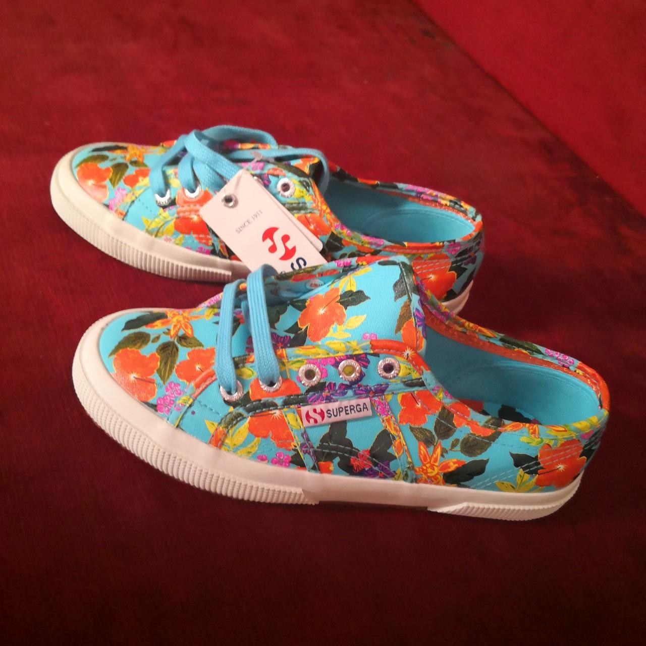 Superga a fiori online