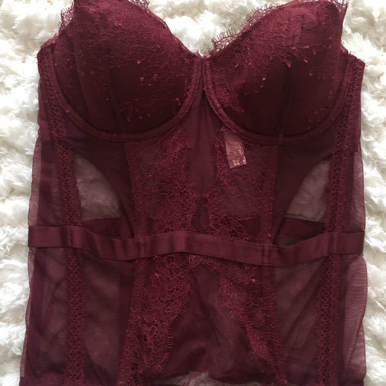 beautiful vs lingerie set 🌸💜💜 never worn/ size 32C - Depop