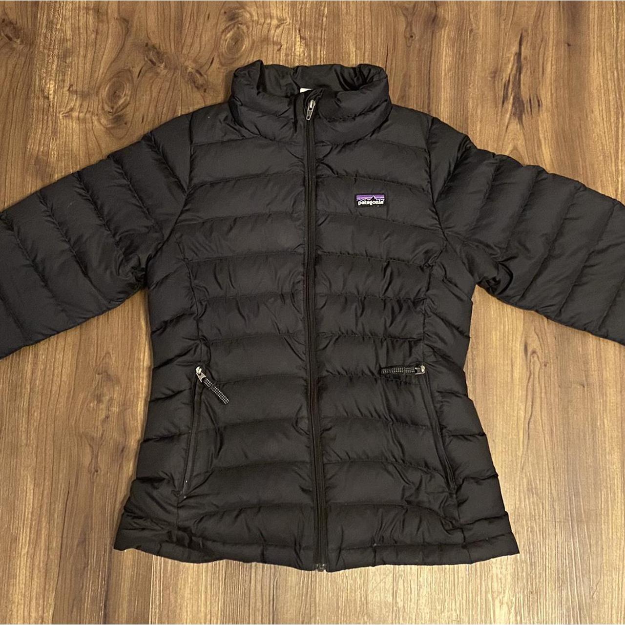 Black Patagonia Down Jacket!! Size Girl’s Medium... Depop