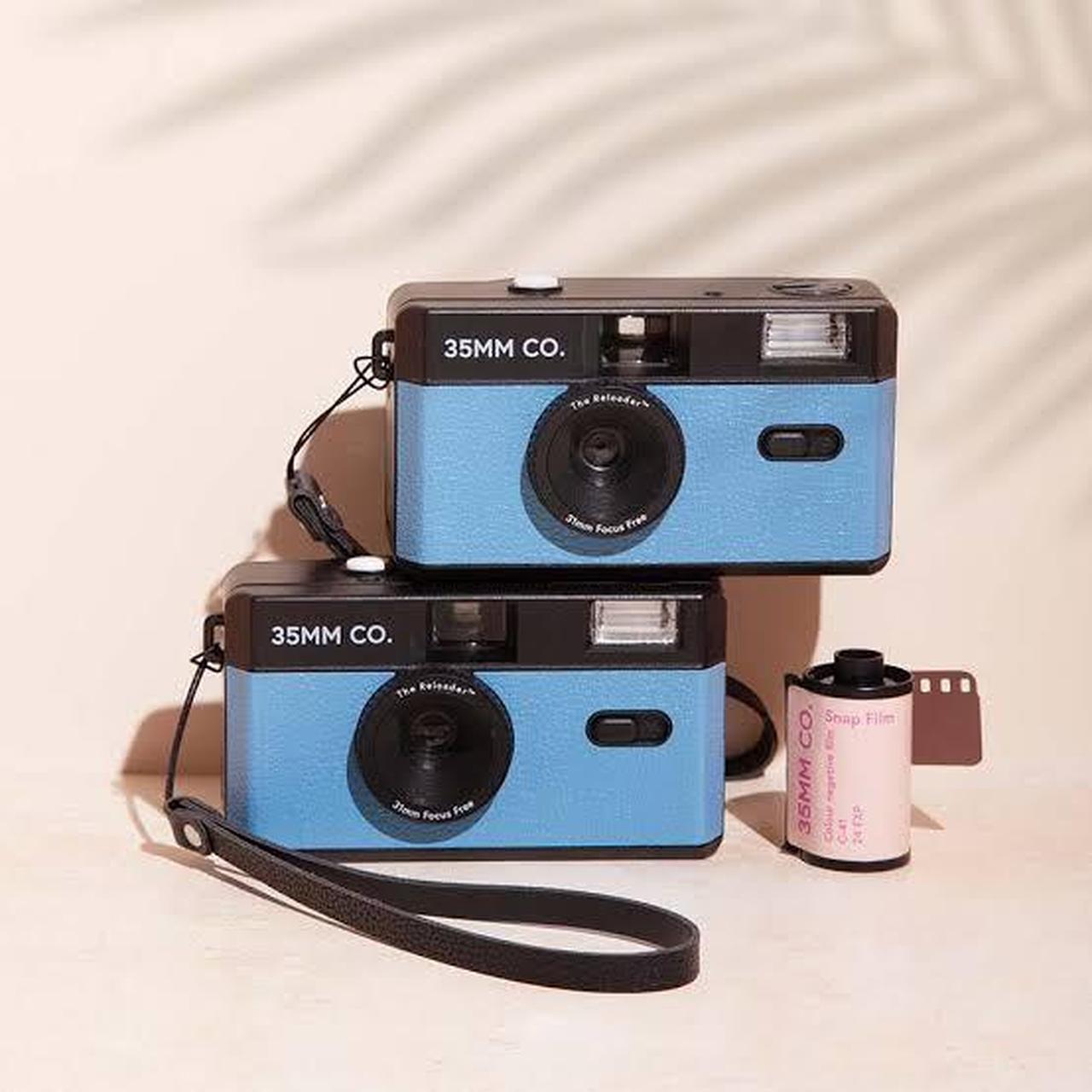 35mm co film camera flash doesn’t work,reflected in... Depop