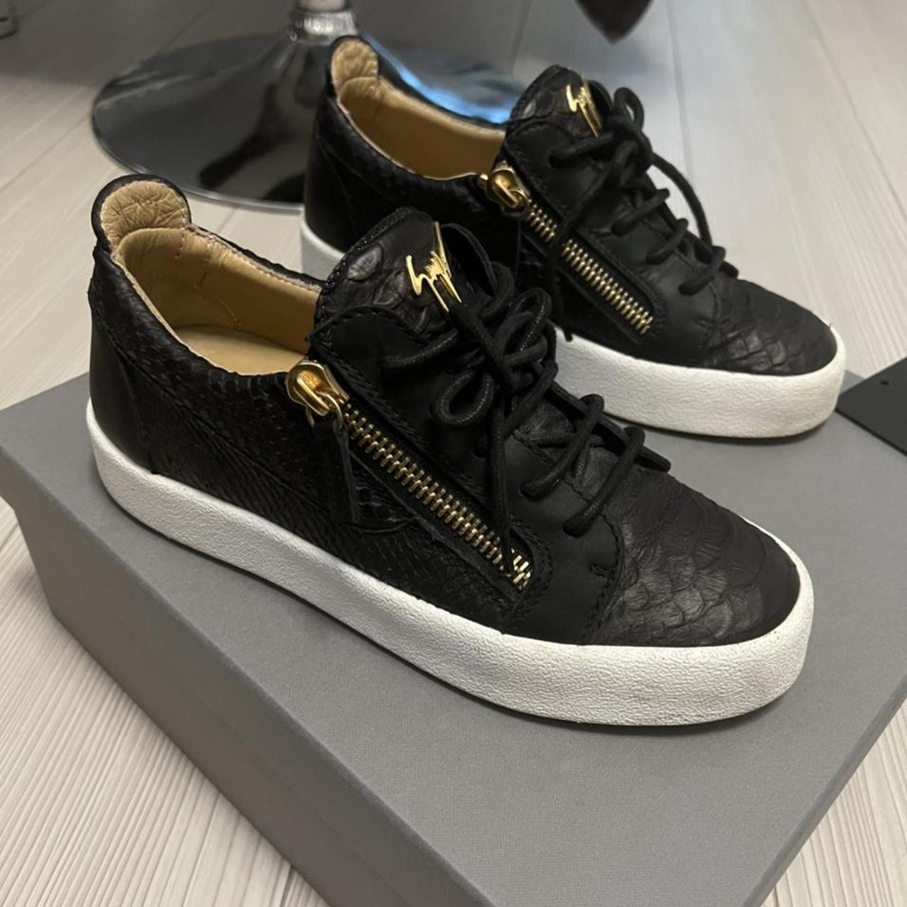 Black and gold giuseppe 2024 trainers