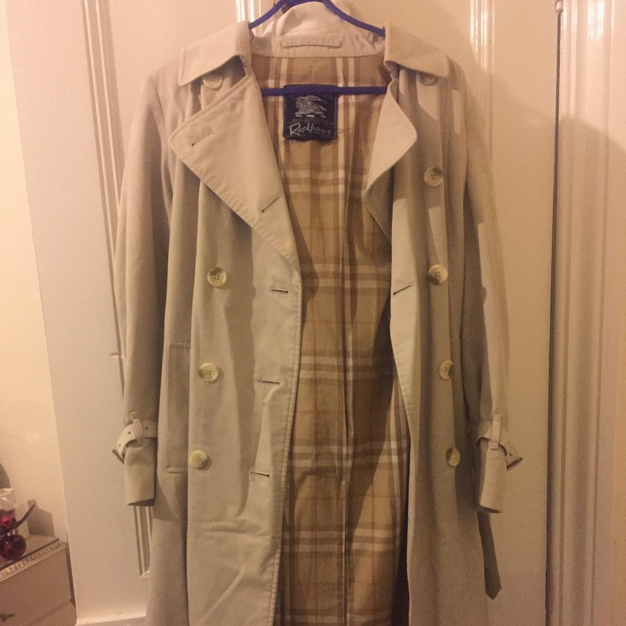 Burberry trench coat size 14-16 never worn vintage - Depop