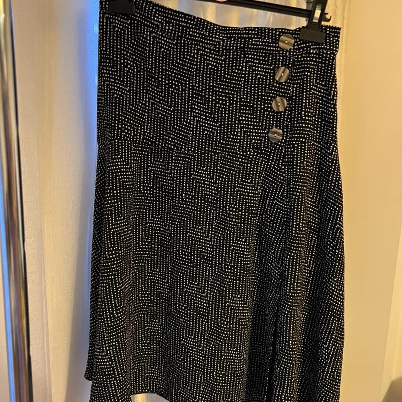 Black & white polkadot midi skirt from matalan... - Depop