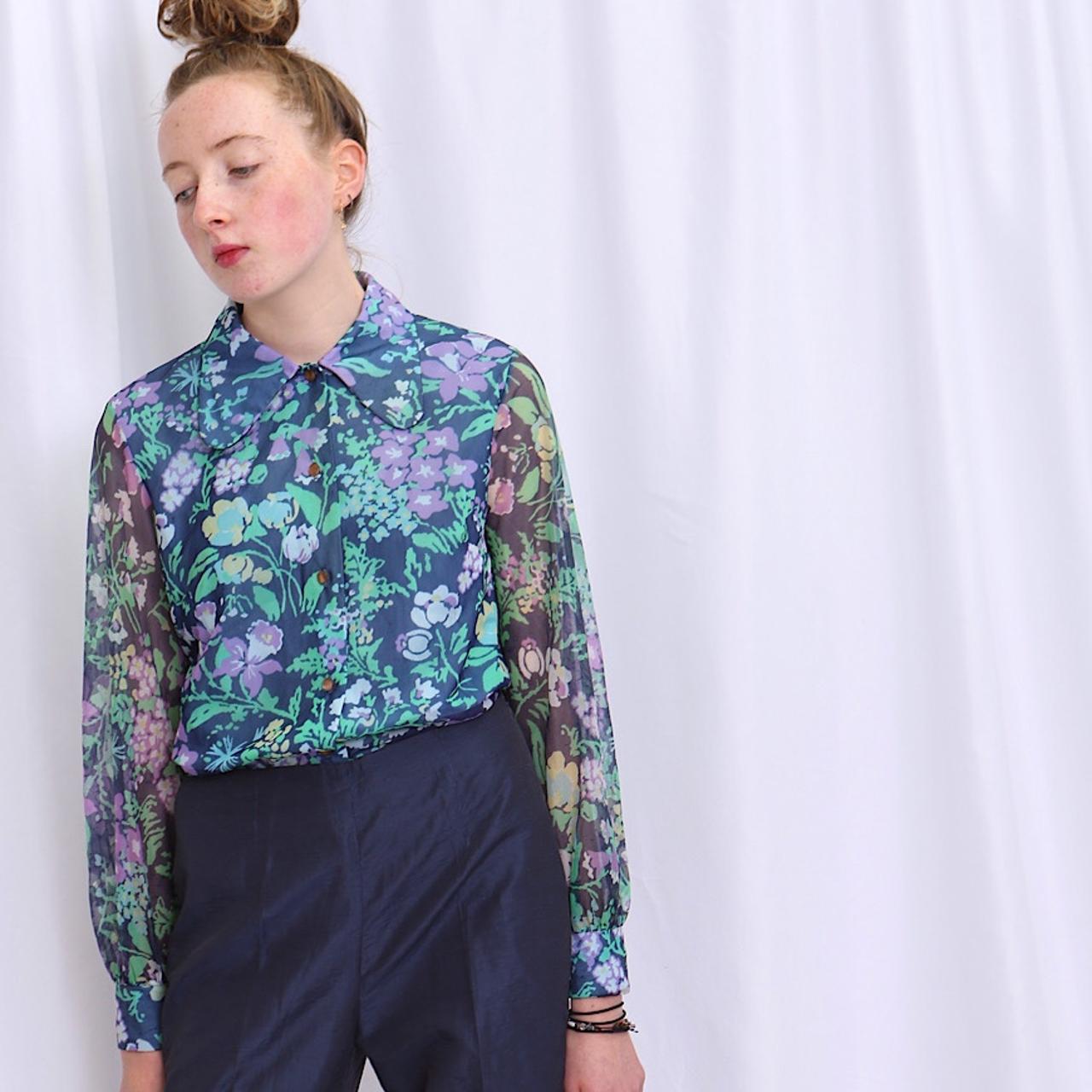 70s VINTAGE FLORAL SHIRT. This 70s shirt has a long... Depop