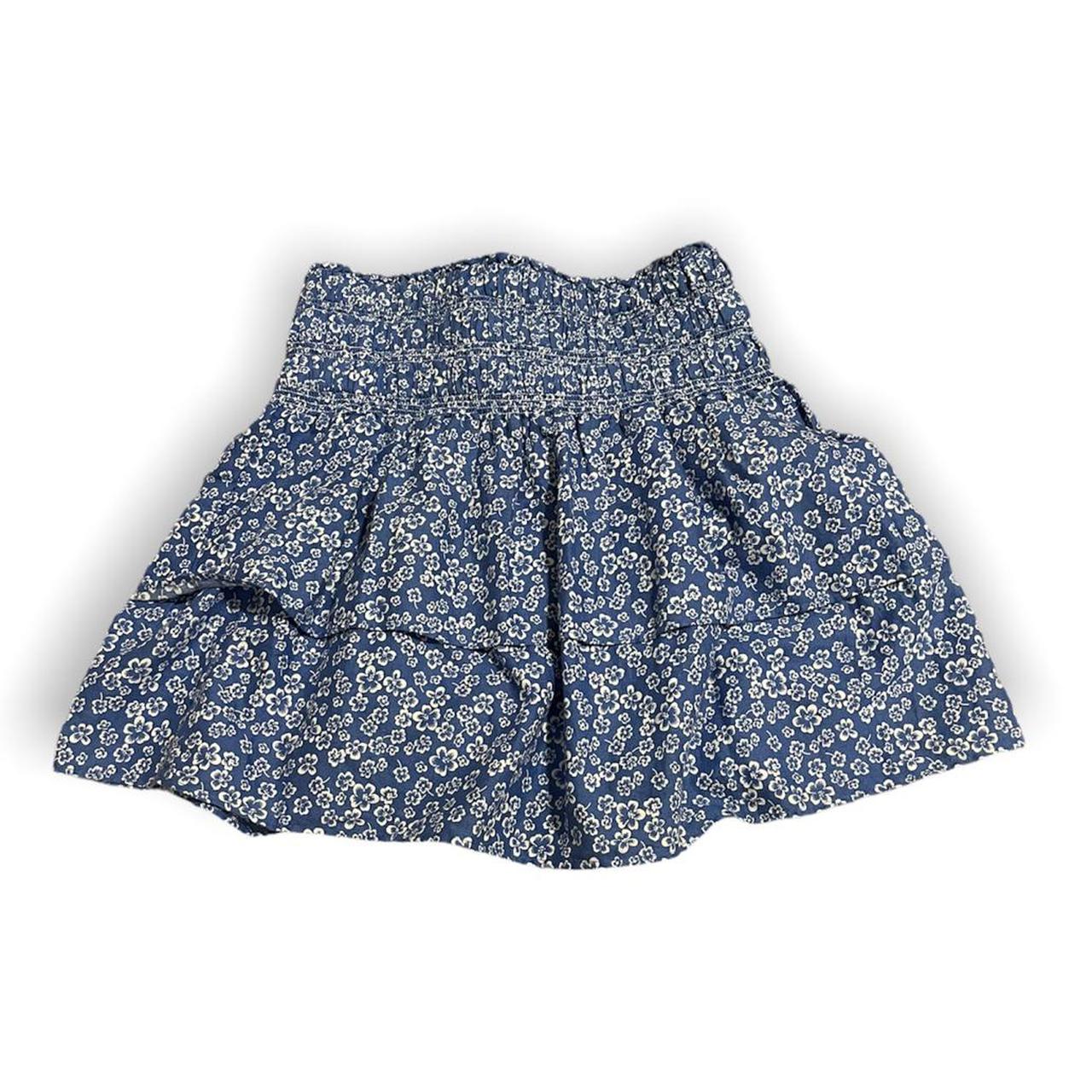 seed heritage layered mini blue floral skirt. ruched... - Depop