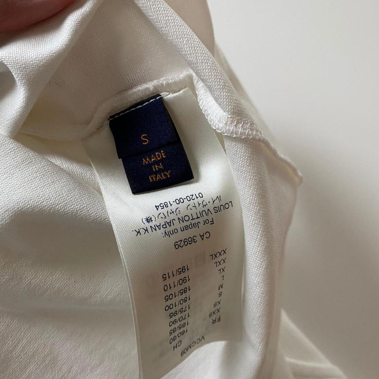 More pictures of the Louis Vuitton t shirt, size small - Depop