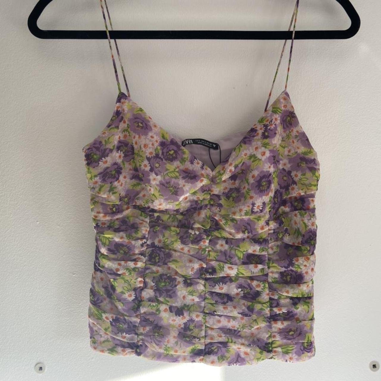 Brand new, never worn floral ruched Zara crop top.... Depop