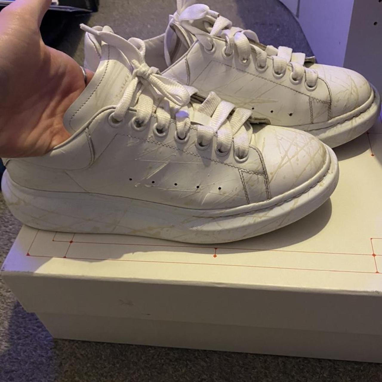 alexander mcqueen size 2.5