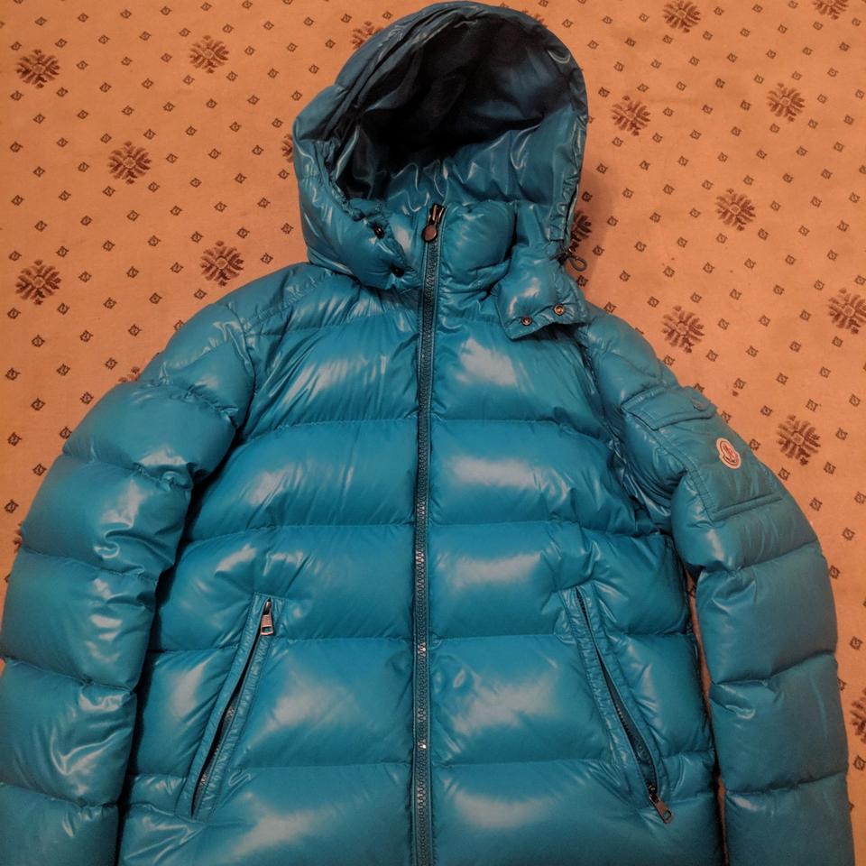 Moncler maya deals jacket light blue