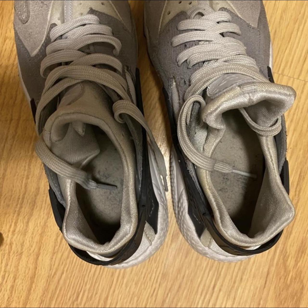 nike huarache size 9.5