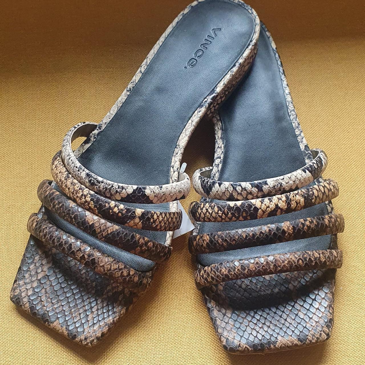 vince sandals