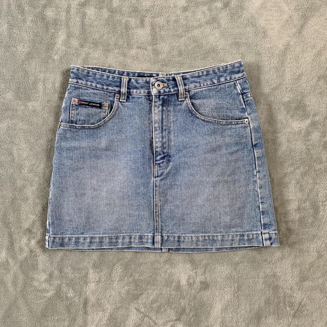 Vintage DKNY denim skirt w/ Logo 🤩💙 14” W 17.5”... - Depop