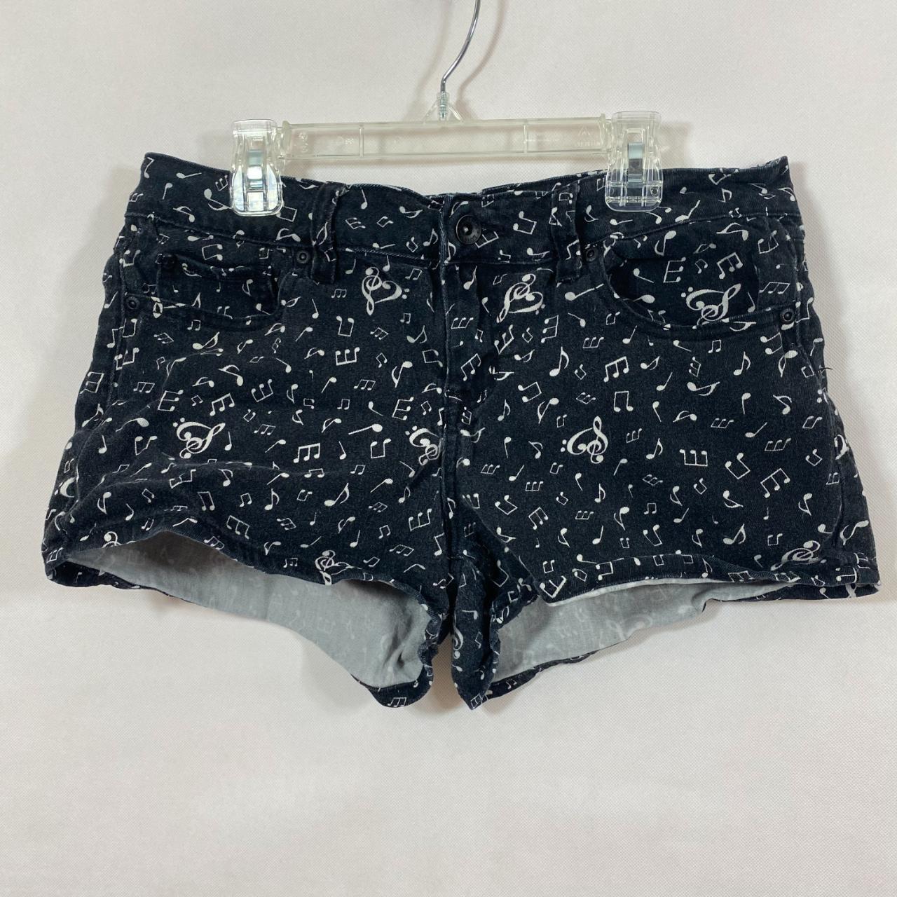 Lovesick Low Rise Music-Note Shorts (from Hot Topic)... - Depop
