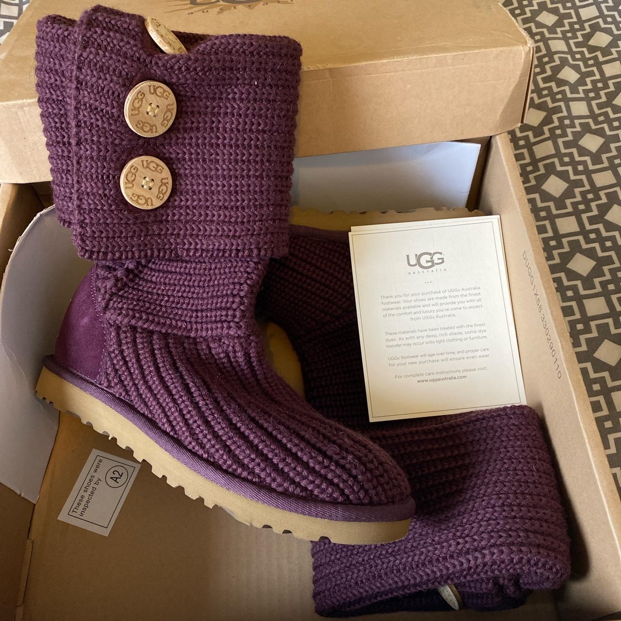 Womens SOLID COLOR uggs 65$ Variety of sizes Womens - Depop