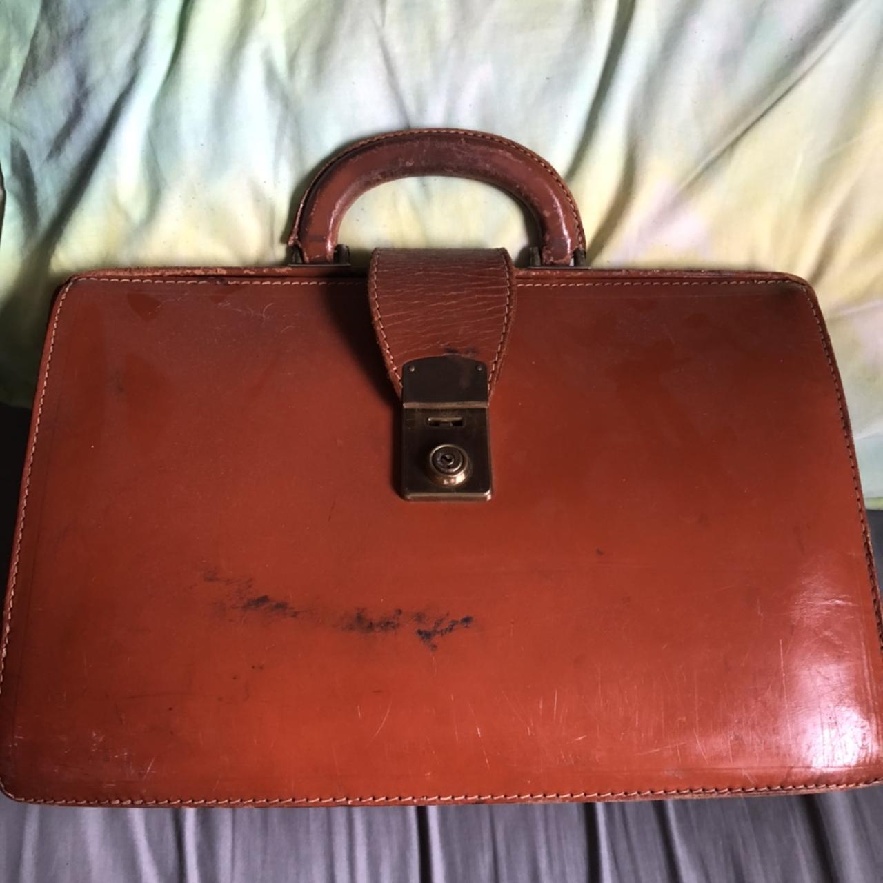 Beautiful tan leather briefcase, true vintage and... - Depop