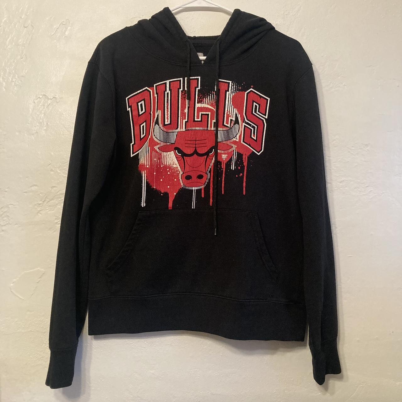 NBA Chicago Bulls Sweatshirt Print Out Logo Pullover - Depop