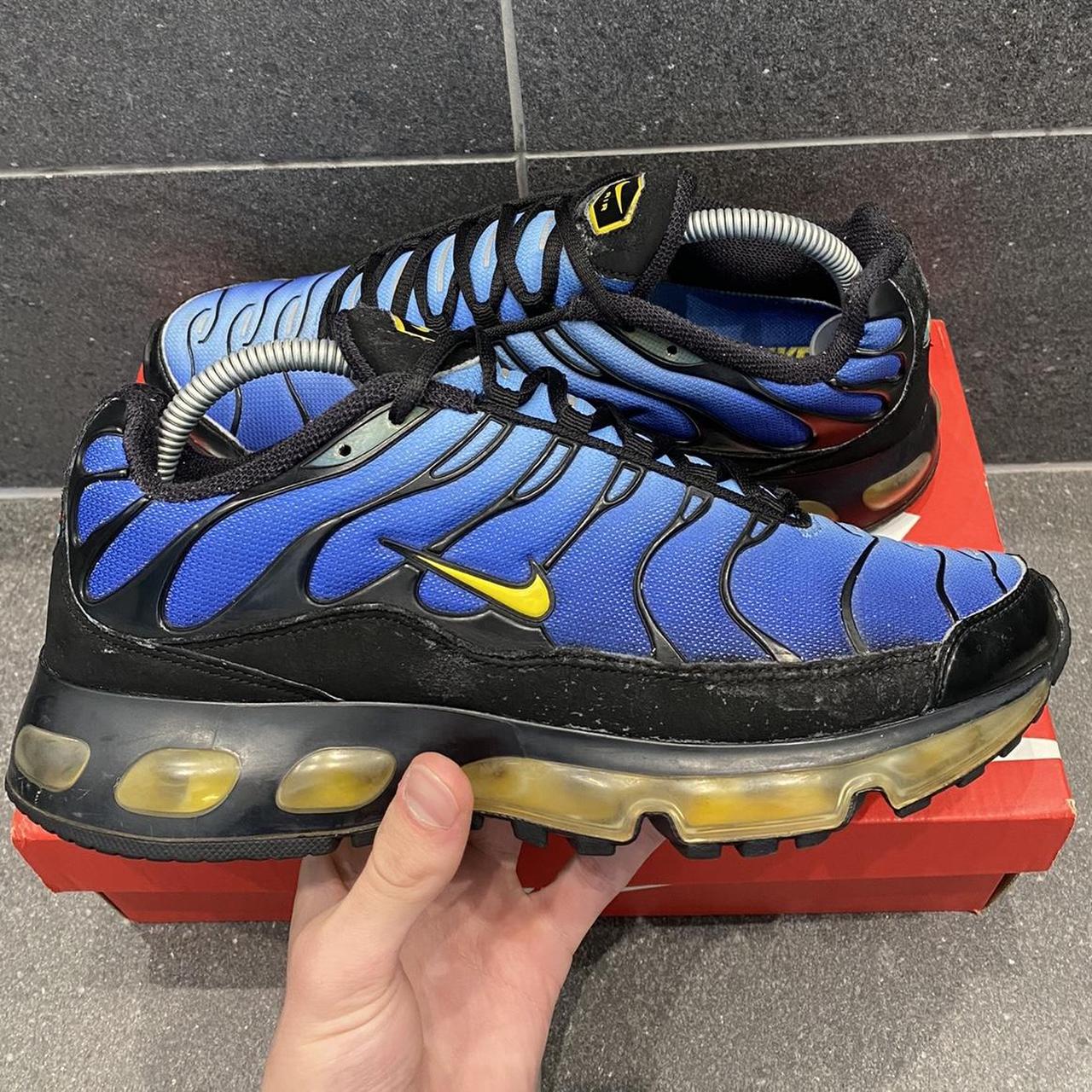 tn blue nike