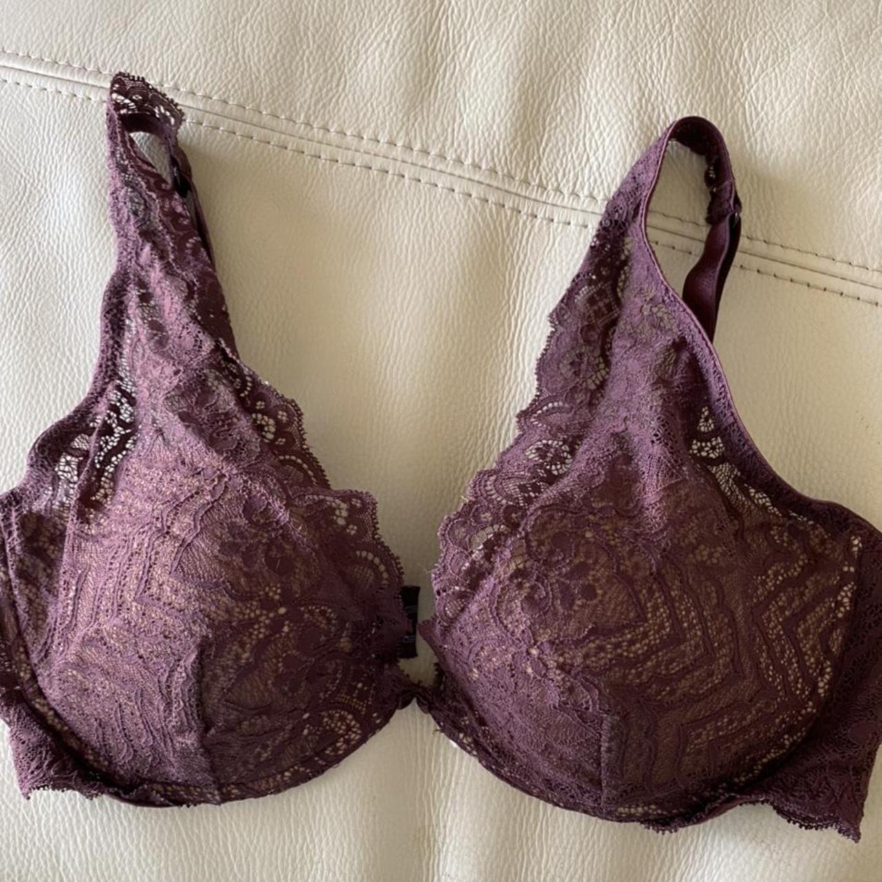 Brand new Intimissimi bra. I love the maroon lace on... Depop