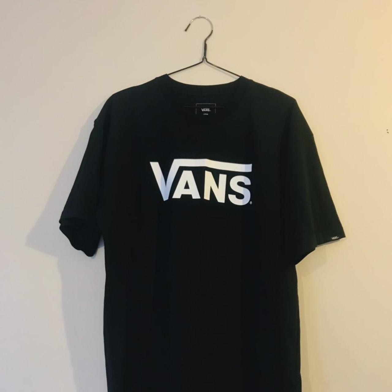 Vans Men's Black and White T-shirt | Depop