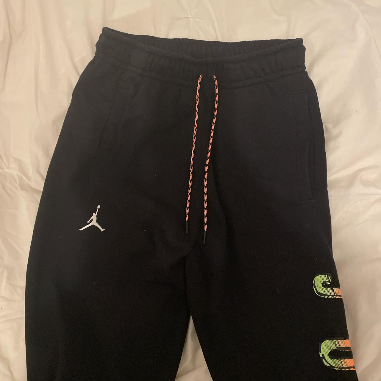 mens black jordan joggers