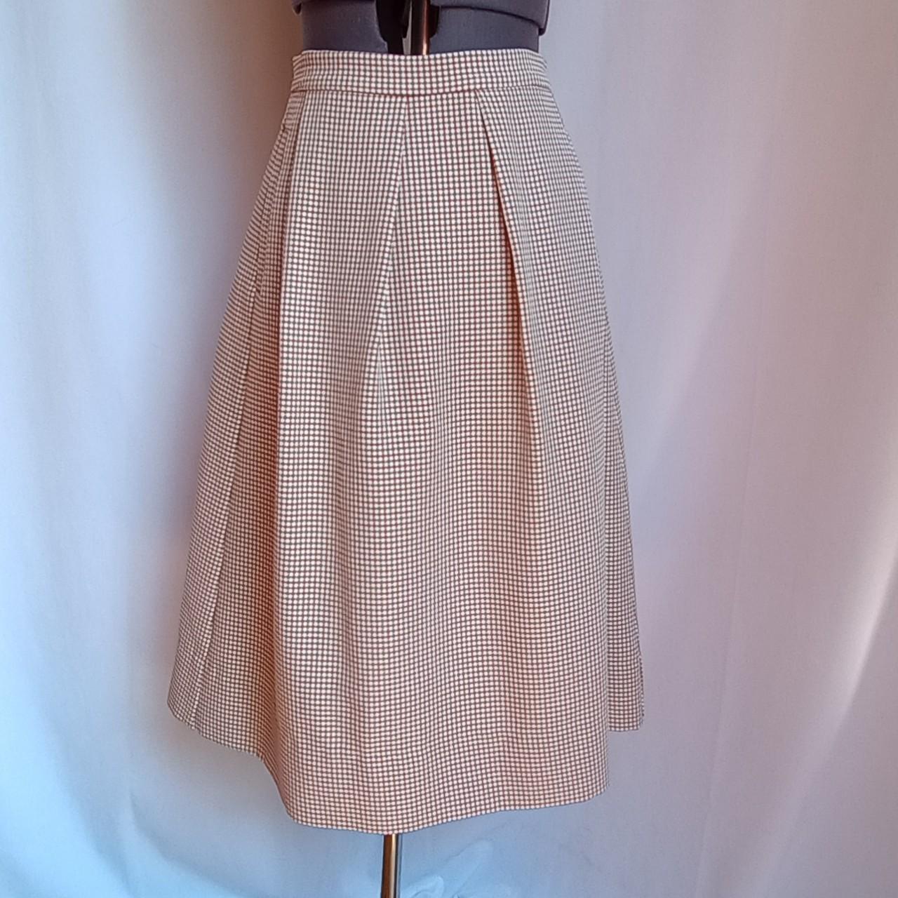 Women's White and Tan Skirt | Depop