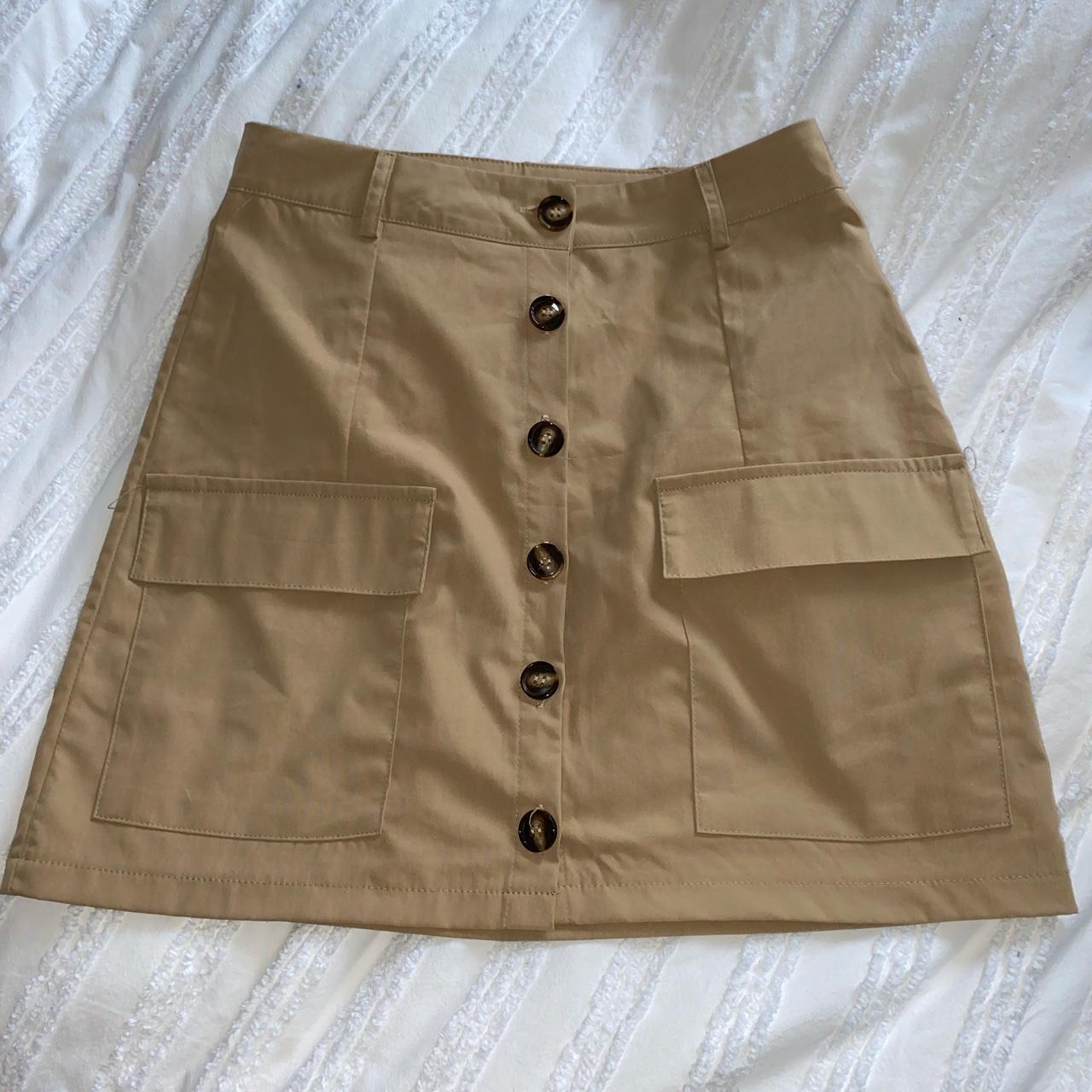 Khaki skirt shop womens quiz