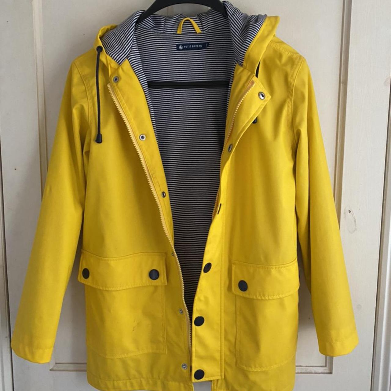 ⛵️ Petit Bateau Yellow Raincoat ☔️ Wes Anderson... - Depop