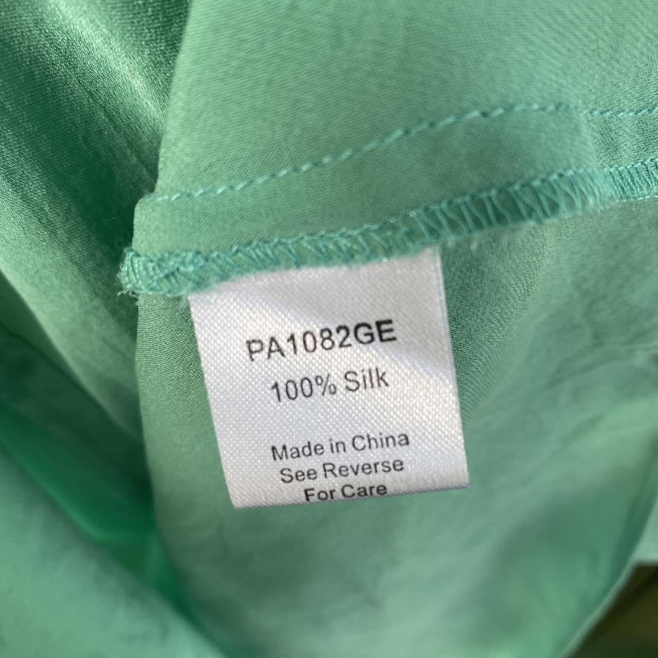 Product Image 4 - Green Sleeveless 100% Silk Blouse