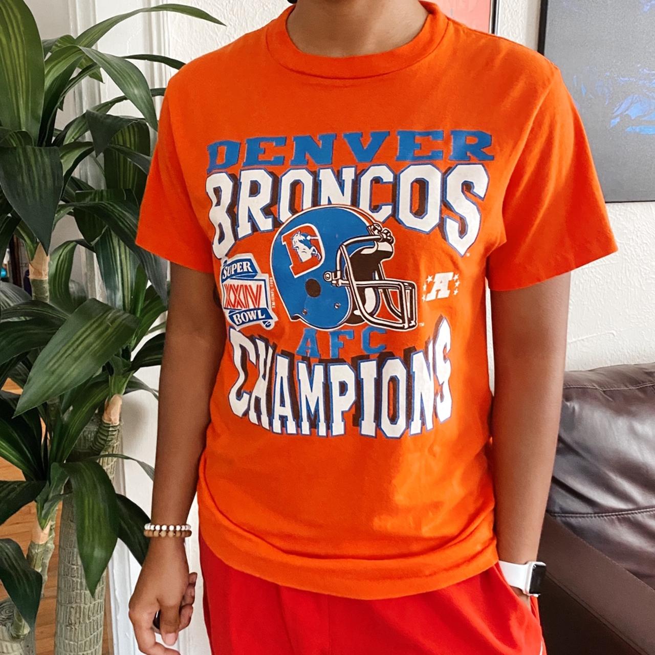 PHOTO: Here's what Broncos 'Super Bowl champs' shirts look like 