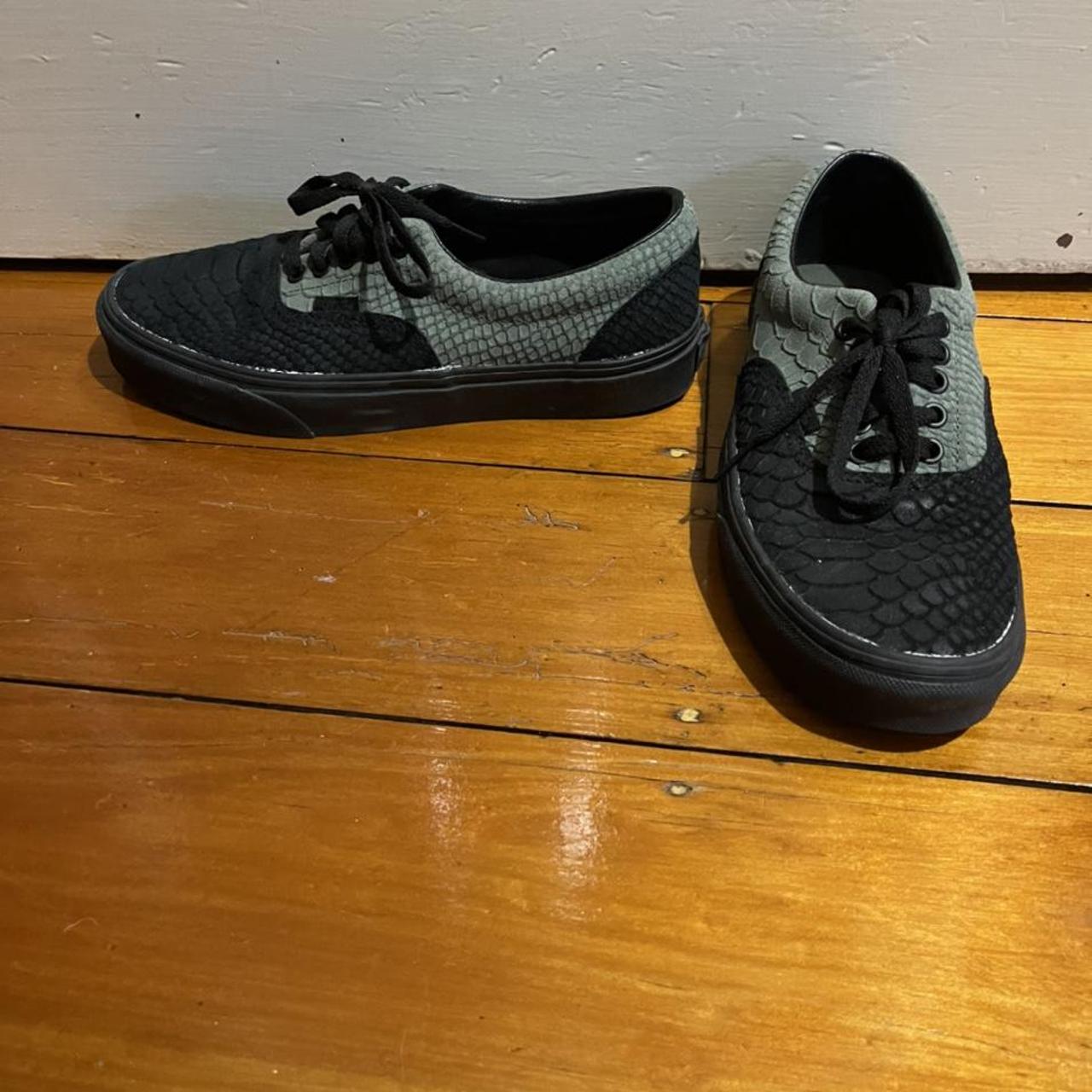 Harry Potter Slytherin vans In amazing condition Depop