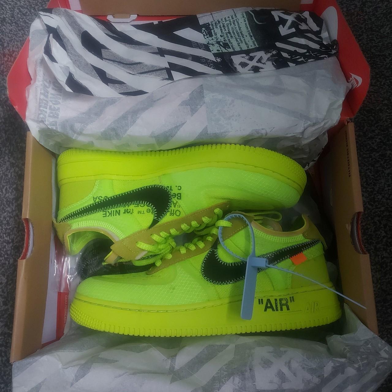 volt nike off white
