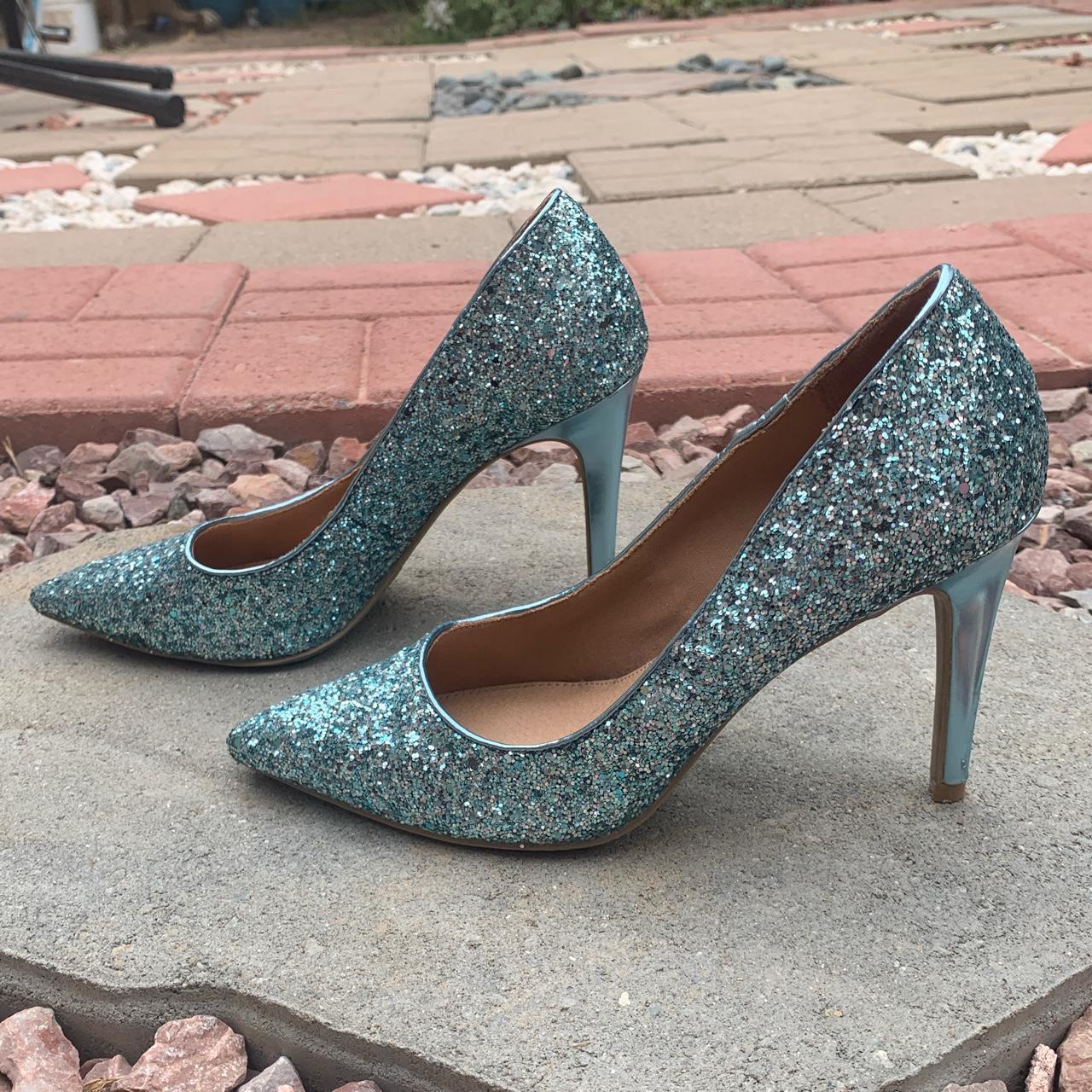 Pointed toe sparkly blue heels Super glittery, I... - Depop
