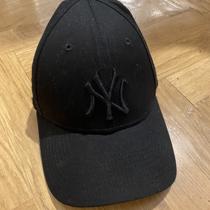 Black Nike Yankees hat Rare find Adjustable - Depop